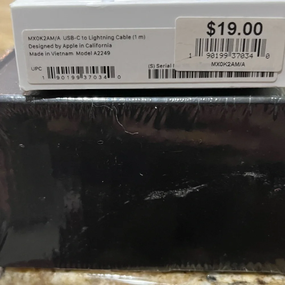Apple USB-C Lightning Cable